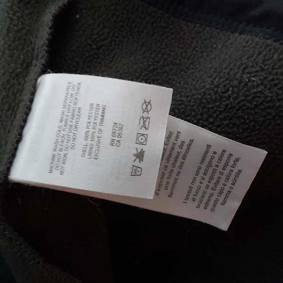 Columbia- Womens Black Jacket /Coat Zippered Pockets Breast Cancer Coat Sz.S - Picture 6 of 6